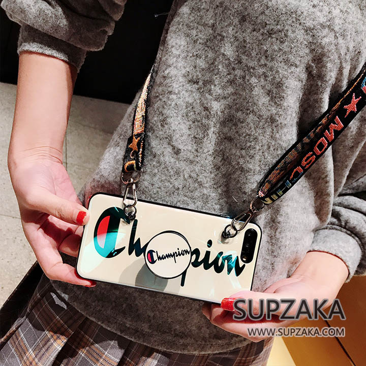 Champion iPhoneXS/X カバー チェーン付き