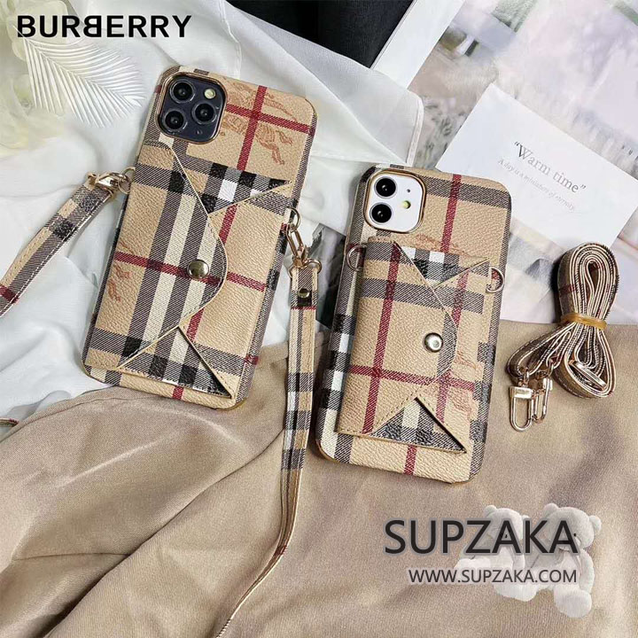 Burberry iPhone11Pro ケース チェーン付き