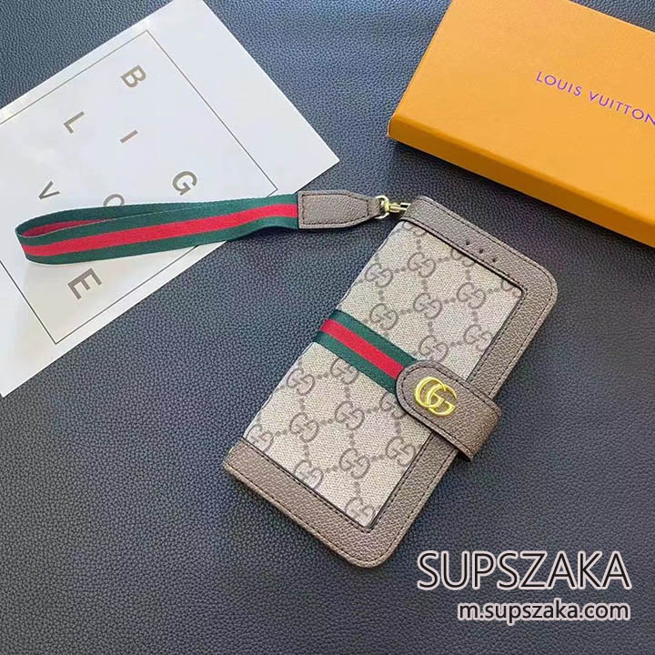 GUCCI iPhone16 Pro Max ケース レザー